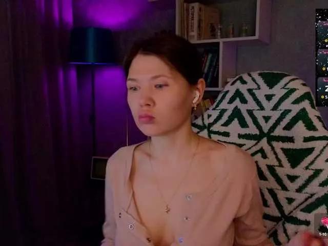 MyLittlegi on BongaCams 
