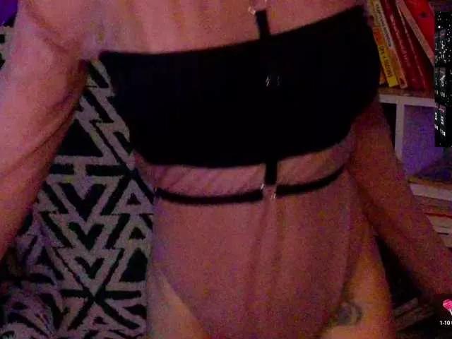 MyLittlegi on BongaCams 