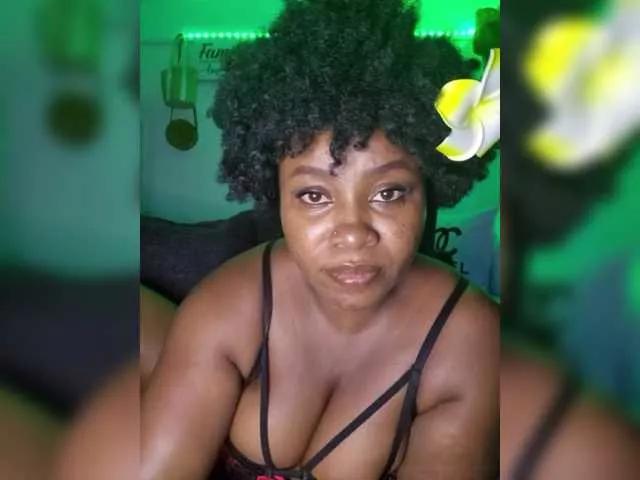 Myra on BongaCams 