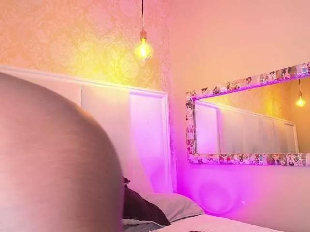 NaiaGils on BongaCams 