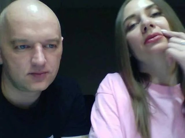 Offline NedostupnayaPara on BongaCams