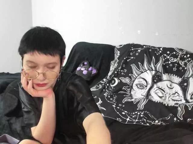 night-lily on BongaCams 