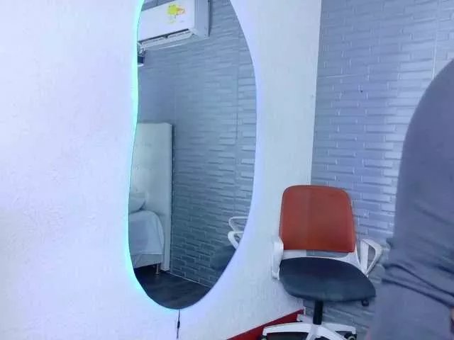 Freechat nymplo-bff on BongaCams