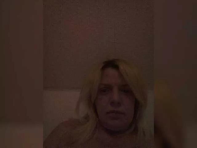 OlenikaKlass on BongaCams 