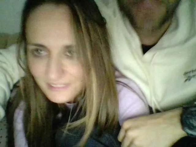 pareja33202023-1 on BongaCams 