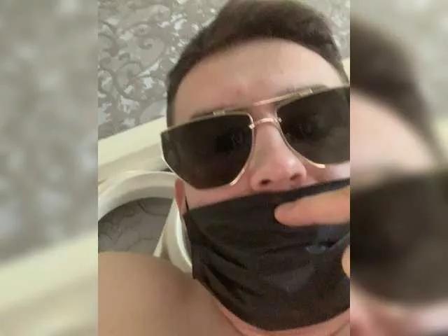 ParochkaTwiks on BongaCams 