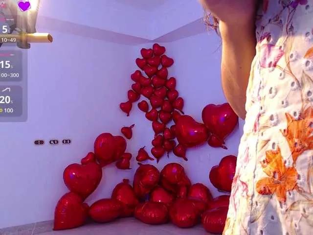 petitteslut on BongaCams 