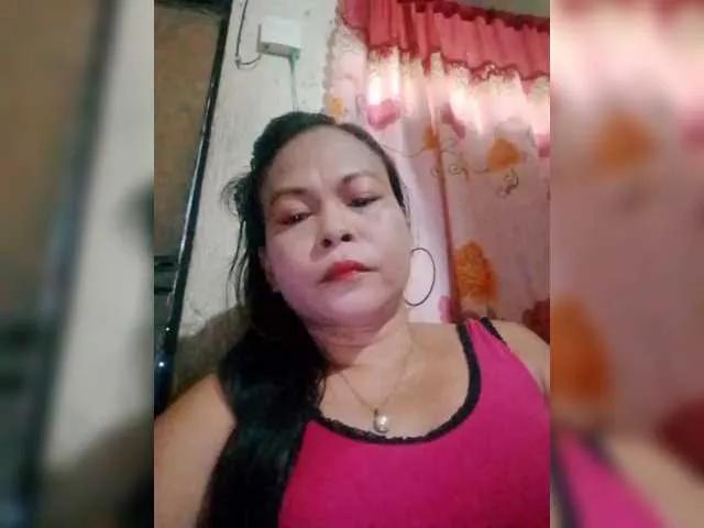 philscharm on BongaCams 