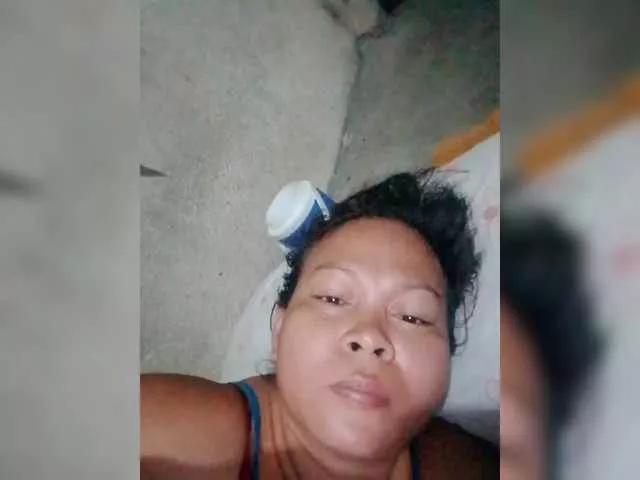 philscharm on BongaCams 
