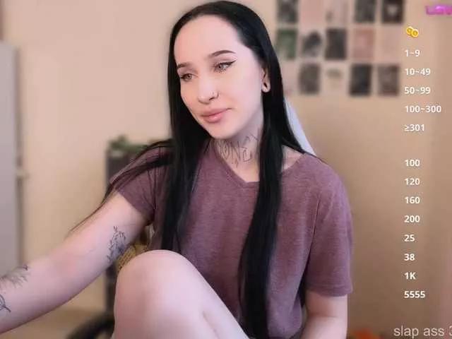 PinkyNastyx on BongaCams 