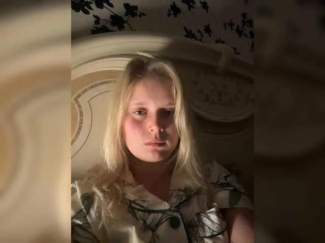 Pionchick on BongaCams