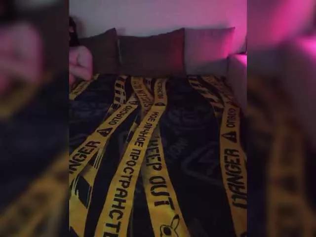 Plohishi2 on BongaCams 