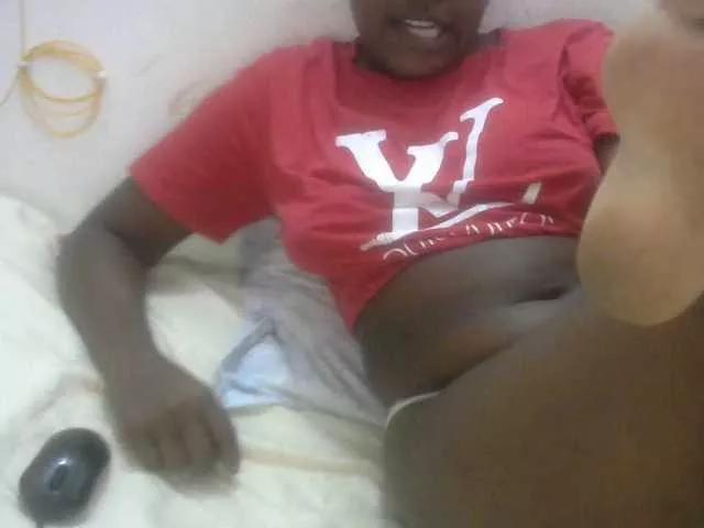 Prettycandy on BongaCams 