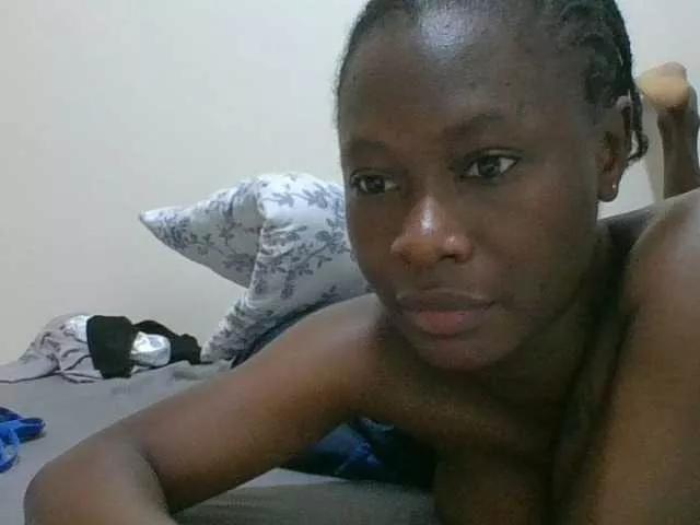 Prettysmile22 on BongaCams
