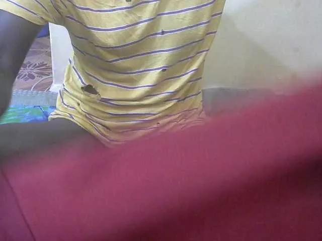 Prettytallgirl on BongaCams 