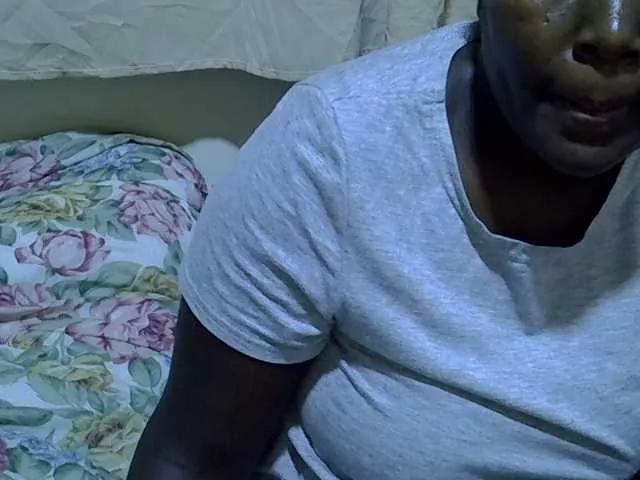 princess-ariah on BongaCams 