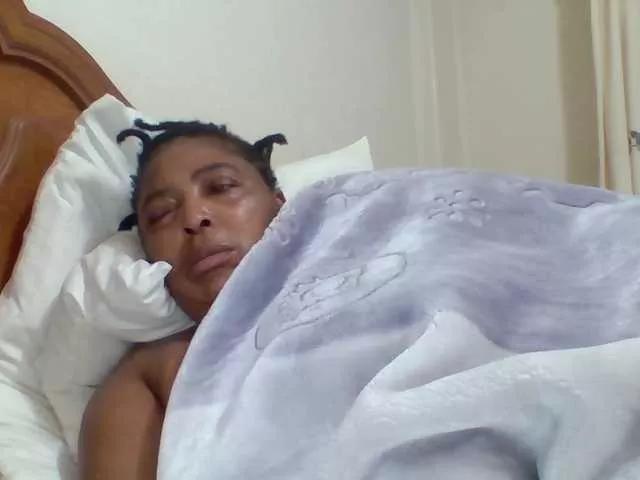 pussylips53 on BongaCams 