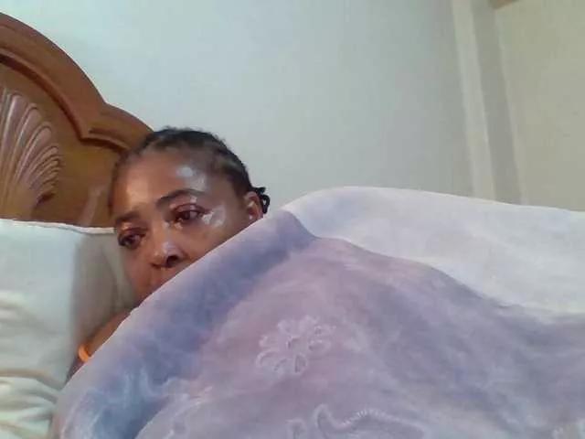 pussylips53 on BongaCams 