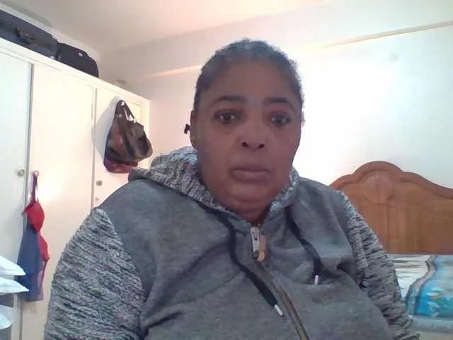 pussylips53 on BongaCams 