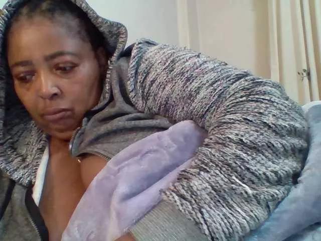 pussylips53 on BongaCams 