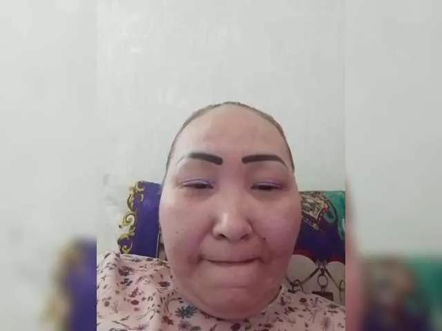 Qweentis on BongaCams 