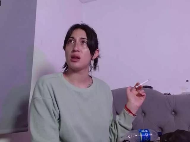 Red-moonn on BongaCams 