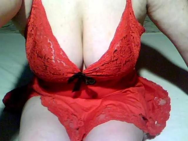 redcherry on BongaCams 