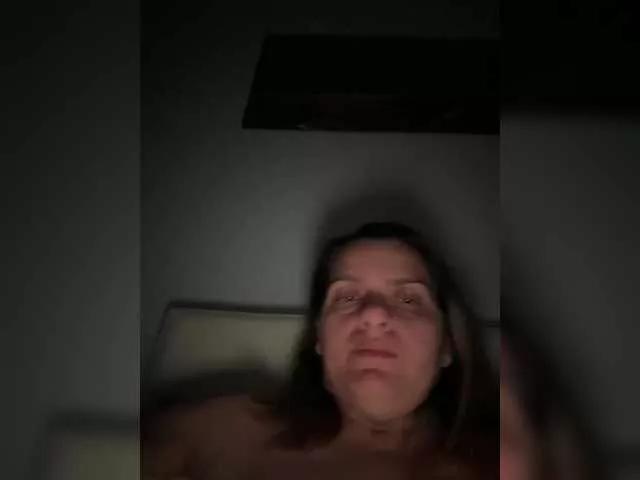 ReveMignoneX on BongaCams 