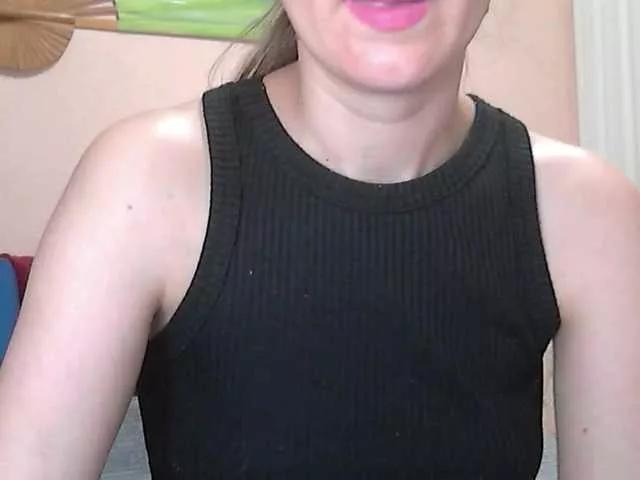 Rimaxxxx on BongaCams 