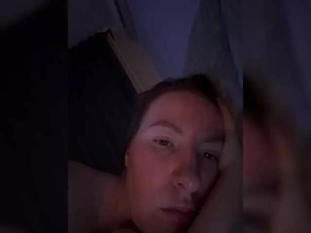 Rinaaamur on BongaCams 