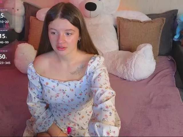RosalineLov on BongaCams 