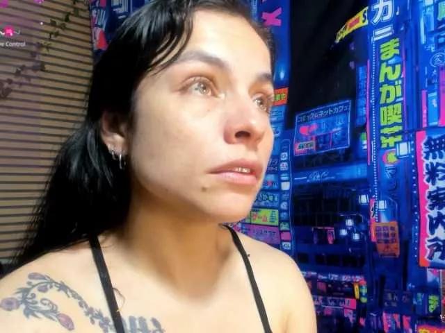 rosse2504 on BongaCams 