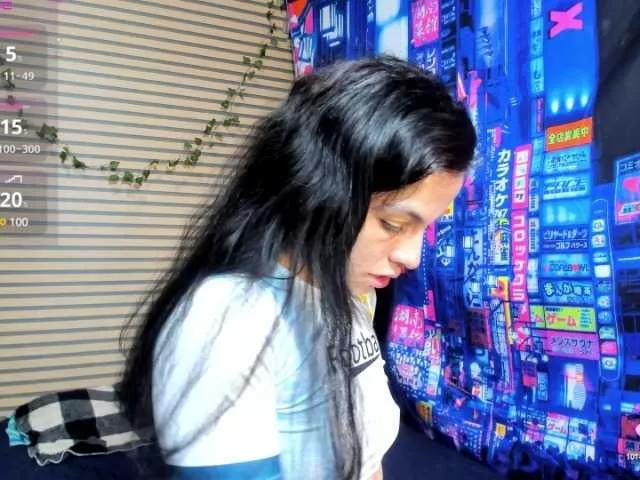 rosse2504 on BongaCams 