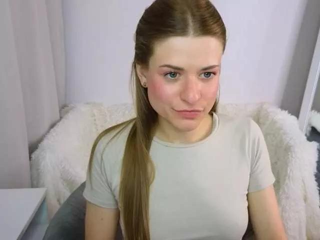 SandyMoon on BongaCams 