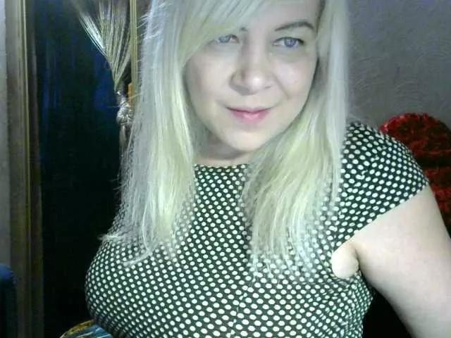 Savan35na on BongaCams 