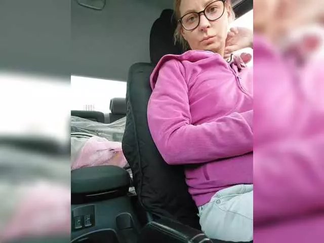 Offline sexdiana69 on BongaCams