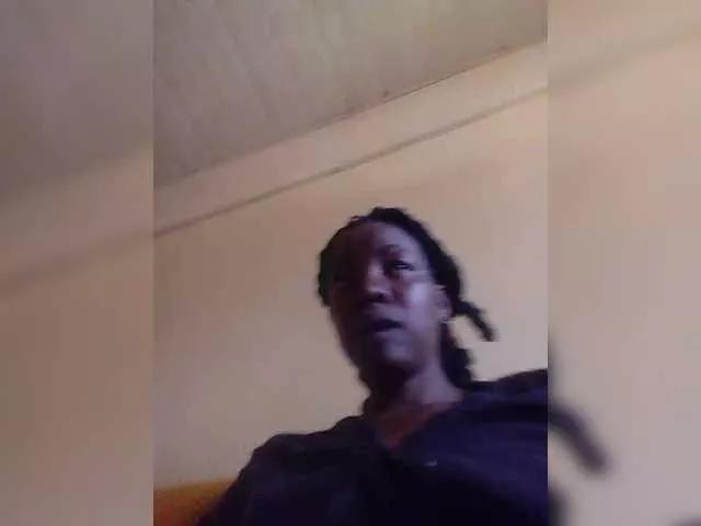 SexyBee55 on BongaCams 