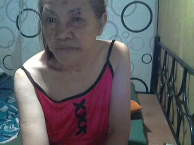 sexymom29 on BongaCams 