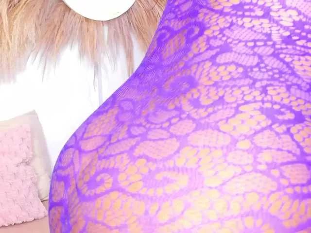 Shakebigass on BongaCams 