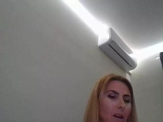 siara39 on BongaCams 