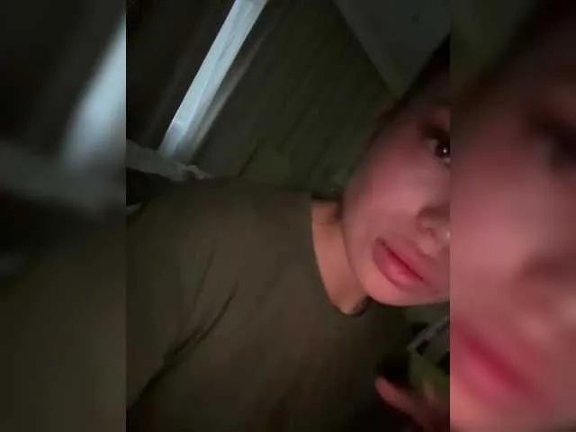 Offline Simonka on BongaCams