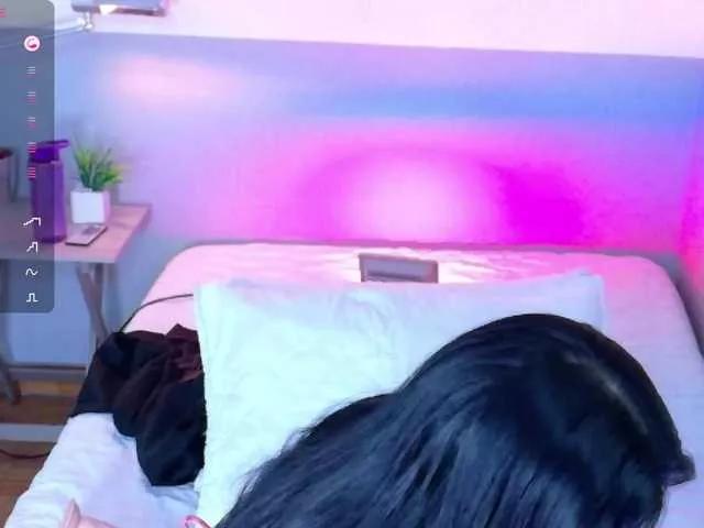 skinnyprinces on BongaCams 