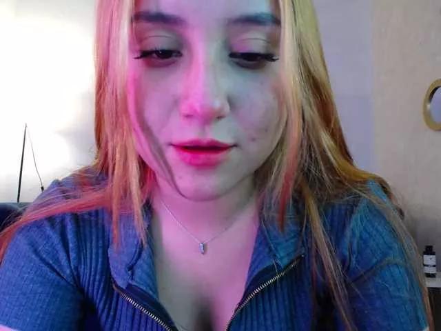 slavecuca on BongaCams 