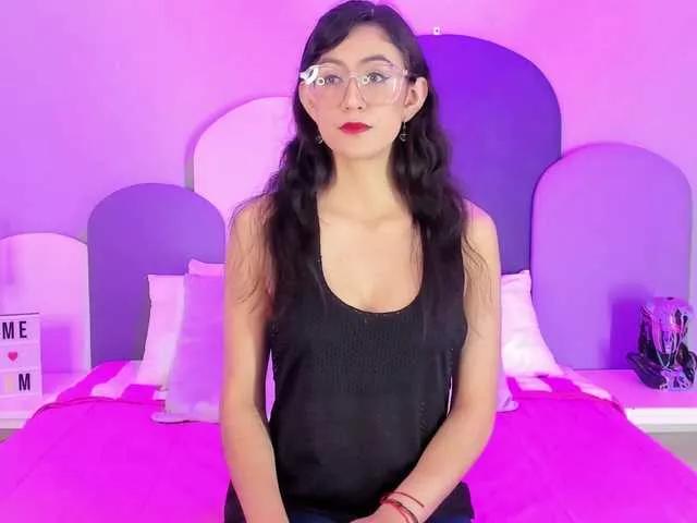 SophieGomez2 on BongaCams 