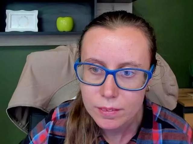 sparkleLizzy on BongaCams 