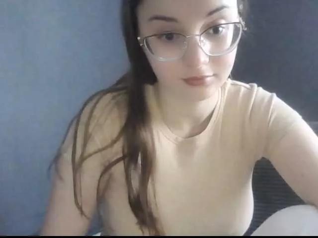 starRose1 on BongaCams 