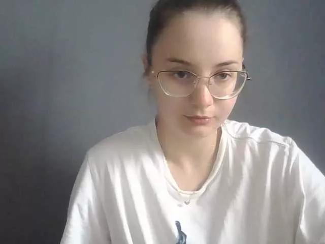 starRose1 on BongaCams 