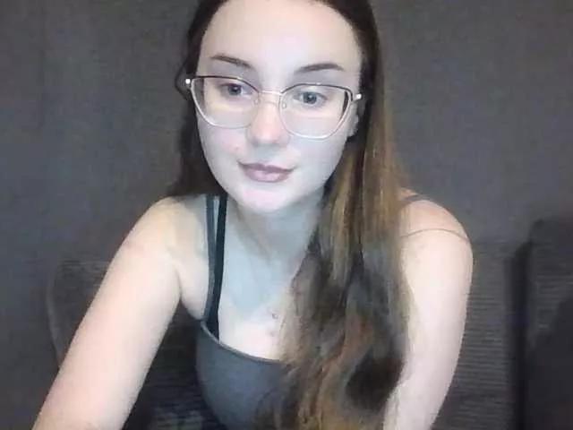 starRose1 on BongaCams 