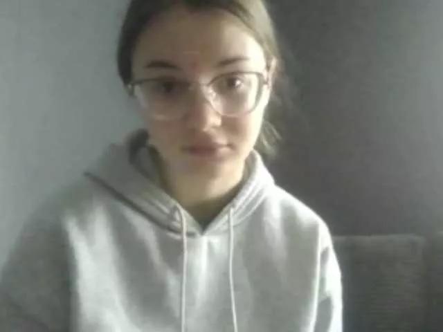starRose1 on BongaCams 