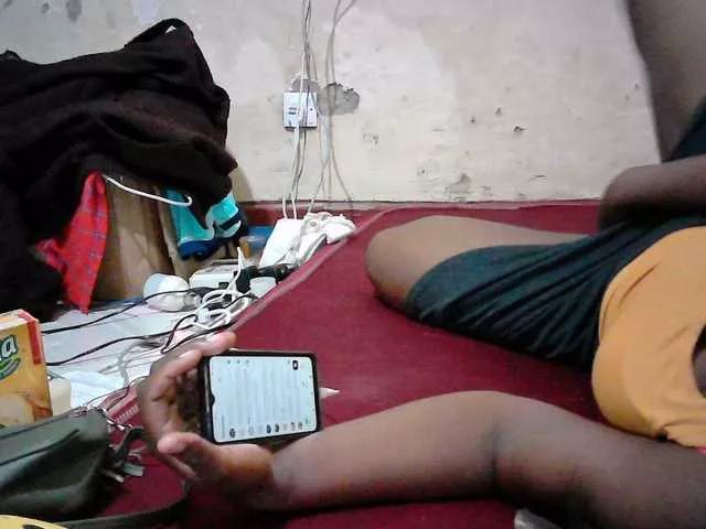 Sweet-Trizer on BongaCams 